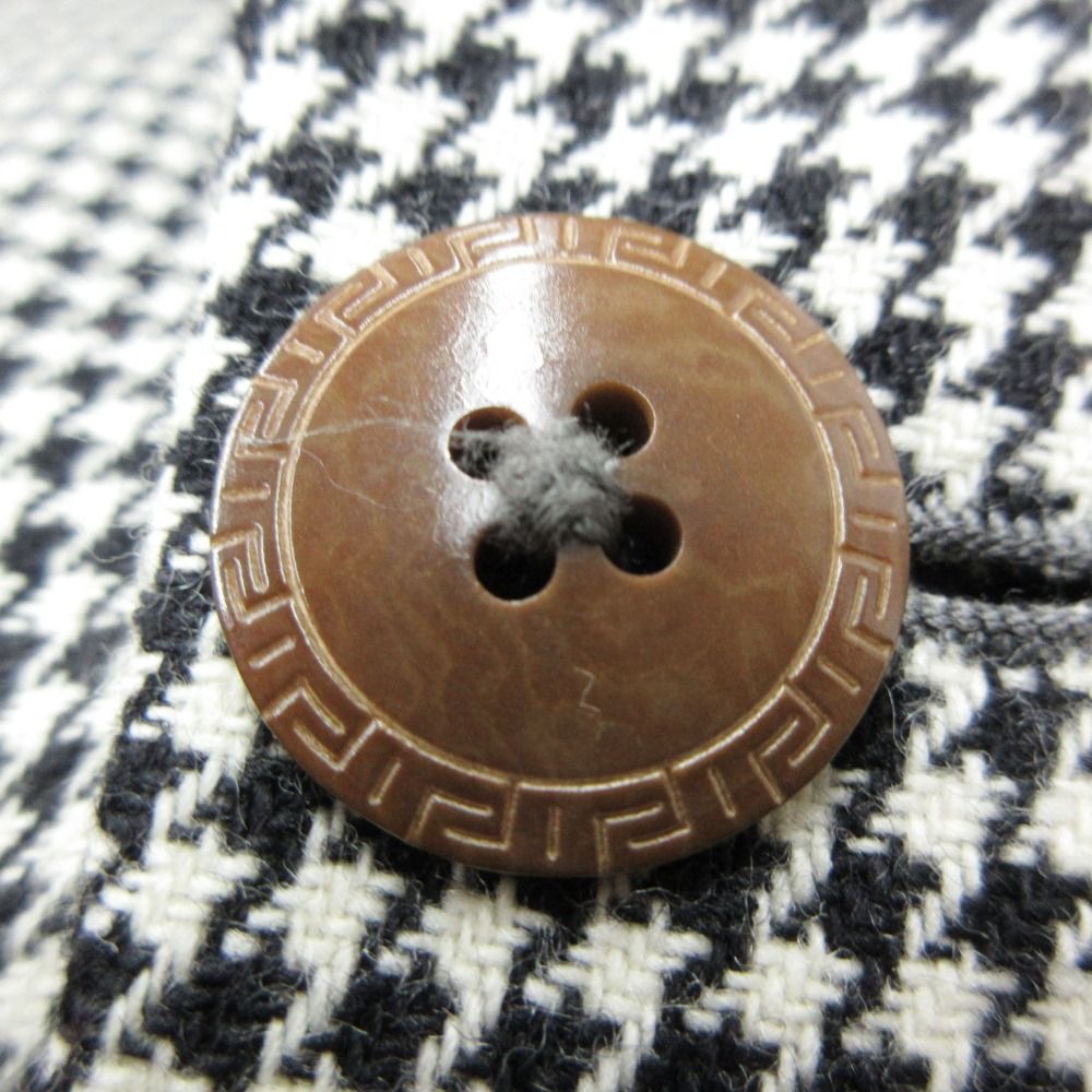 Vintage Gianni Versace ジャンニ・ヴェルサーチ テーラードジャケット 3B ブレザー ウール 裏地メデューサ柄 千鳥柄 イタリア製 上着 ホワイト 48 メンズ 【中古】 Vintage Gianni Versace ジャンニ・ヴェルサーチ テーラードジャケット 3B ブレザー ウール 裏地メデューサ柄 千鳥柄 イタリア製 上着 ホワイト 48 メンズ 【中古】