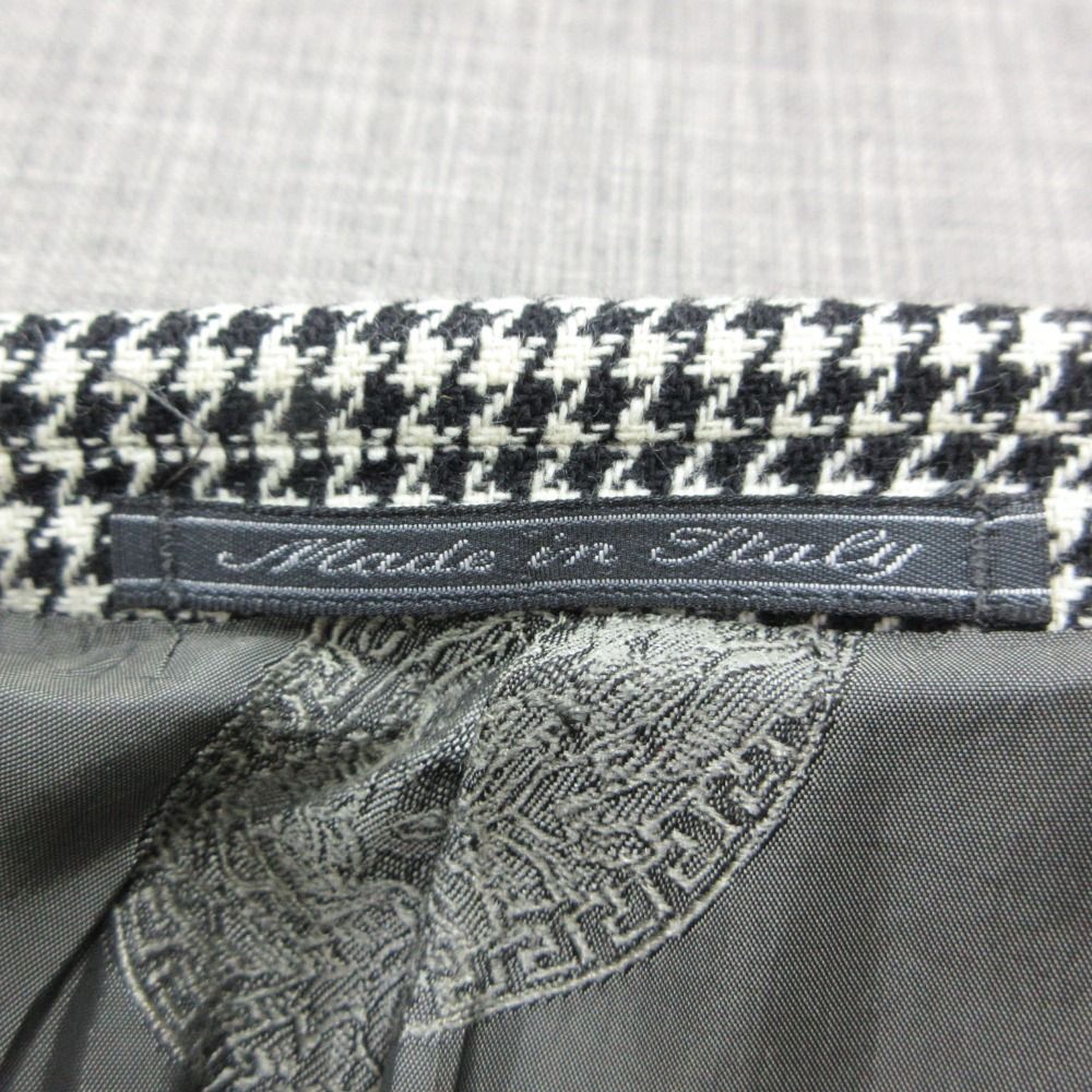 Vintage Gianni Versace ジャンニ・ヴェルサーチ テーラードジャケット 3B ブレザー ウール 裏地メデューサ柄 千鳥柄 イタリア製 上着 ホワイト 48 メンズ 【中古】 Vintage Gianni Versace ジャンニ・ヴェルサーチ テーラードジャケット 3B ブレザー ウール 裏地メデューサ柄 千鳥柄 イタリア製 上着 ホワイト 48 メンズ 【中古】