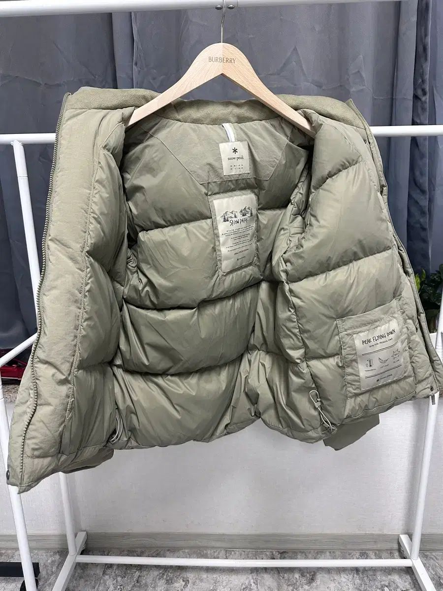 Snow Peak(スノーピーク) 正規品 / ユニセックス / 最新バージョン ダウン アウター ジャケット Snow Peak(スノーピーク) 正規品 / ユニセックス / 最新バージョン ダウン アウター ジャケット