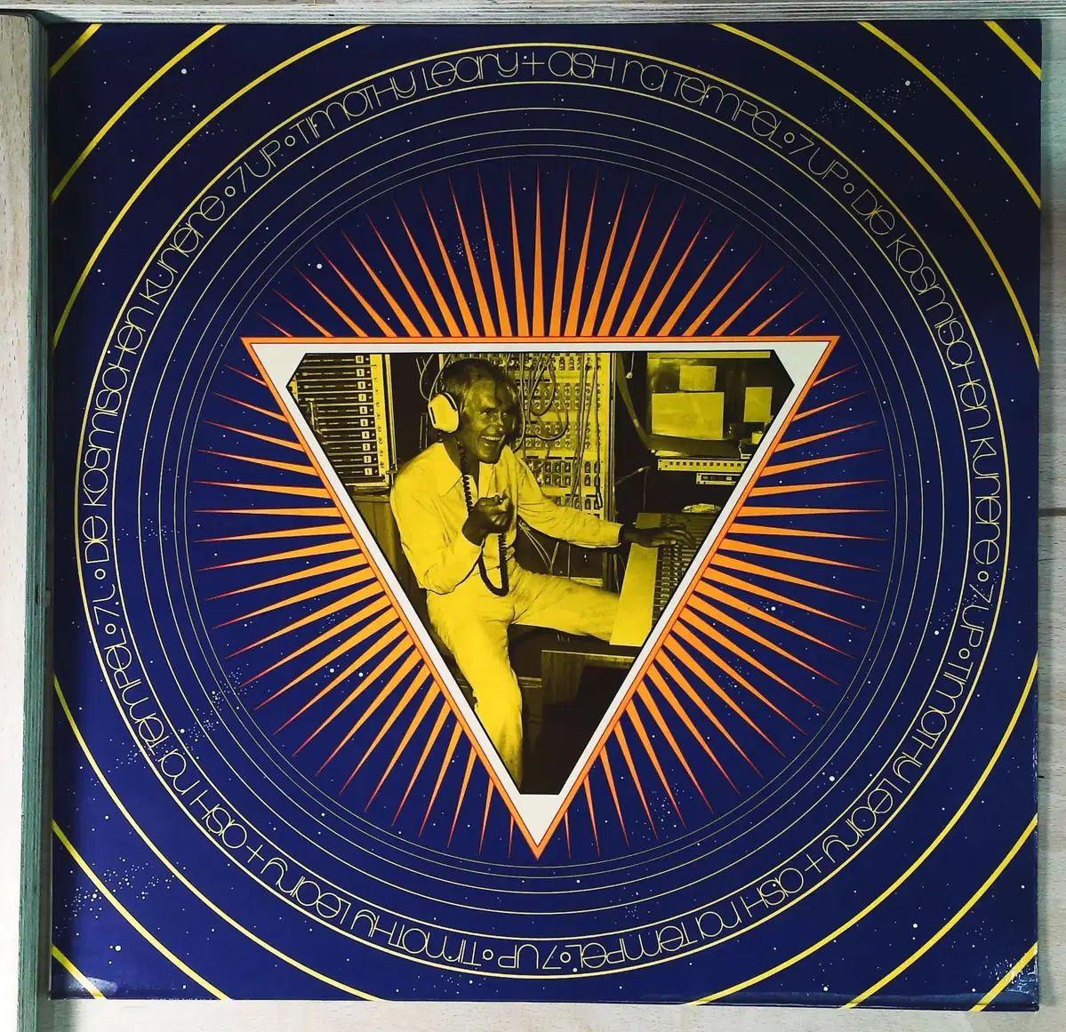 Timothy Leary ＆ Ash Ra Tempel Seven Up An Ode