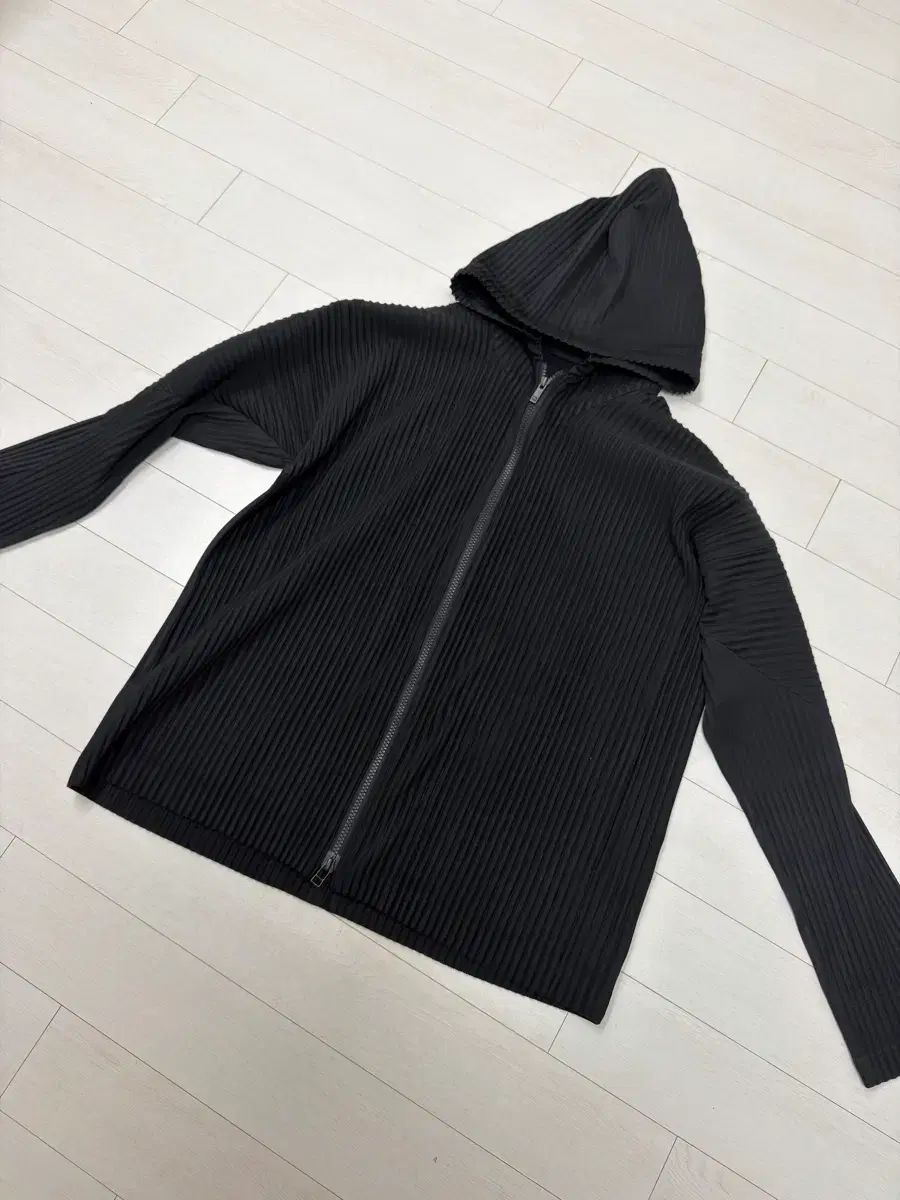 百貨店購入) HOMME PLISSÉ オムプリッセ フード ジップアップ 3 サイズ