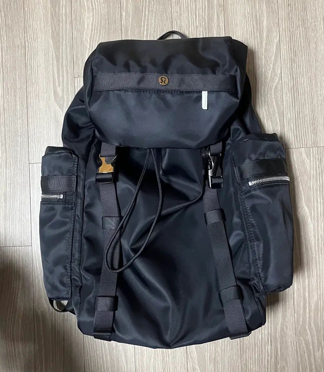 ルルレモン ワンダラスト バックパック 25L