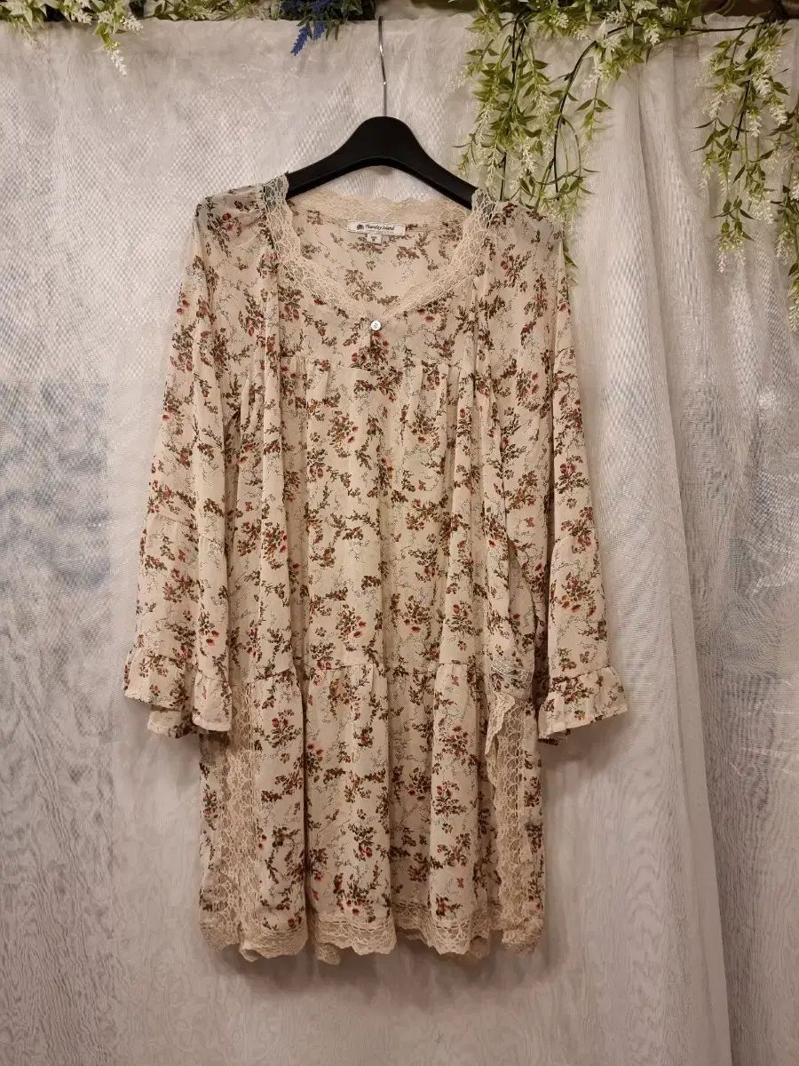 新品 M パータン ブラウス ロング丈 7分袖 Thursday Island