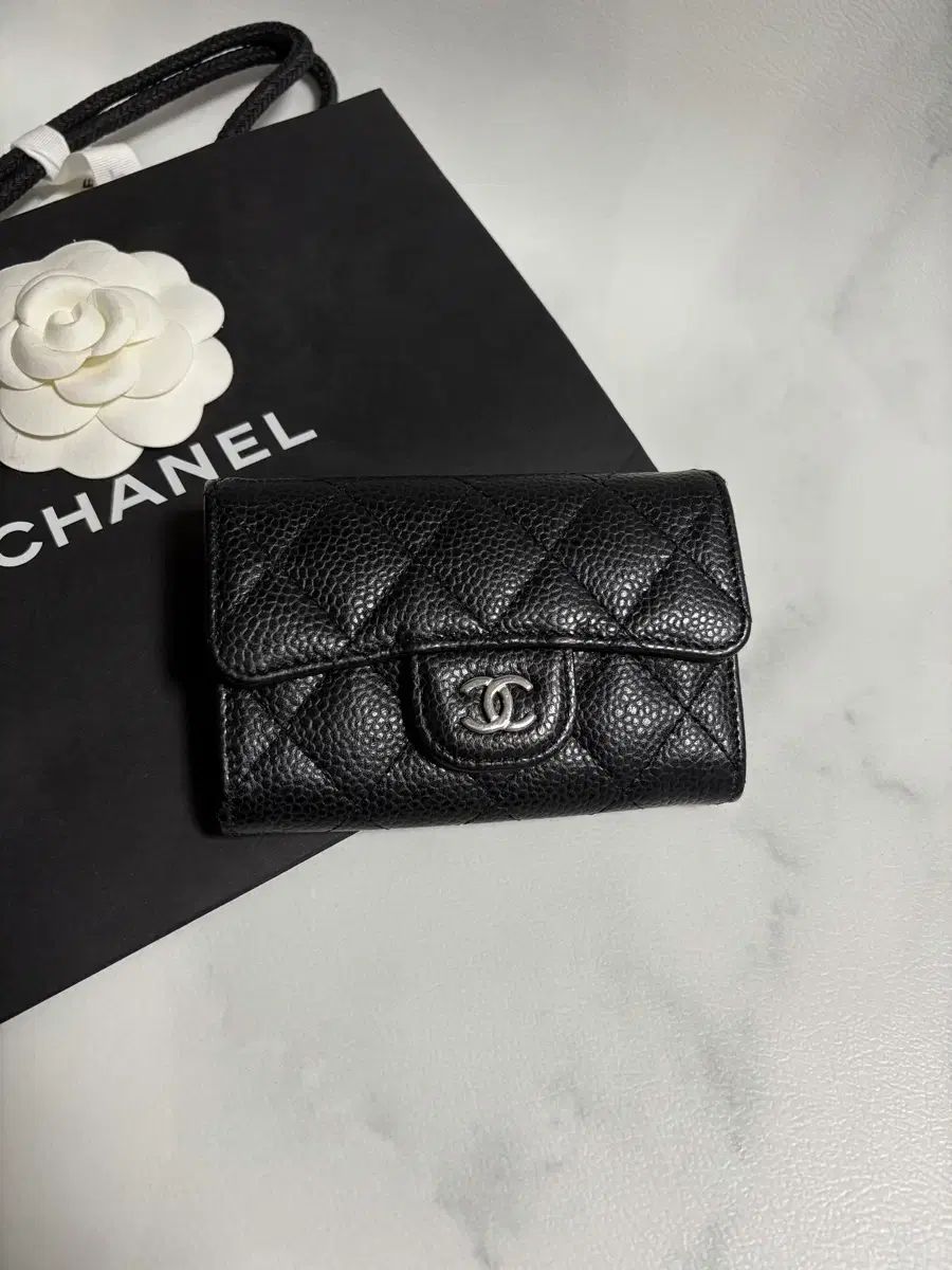 正規品内蔵チップ CHANEL ラブ カードウォレット スナップボタン クルクル