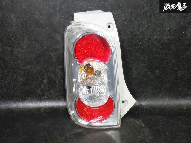 ★破損なし 即発送★ 点灯OK 程度良好 ダイハツ純正 L675S L685S ミラココア 後期 LED テールライト テールレンズ 左 TOKAIDENSO 20515