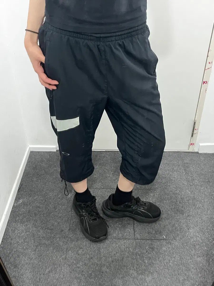 オークリー ポリ カプリ パンツ ハーフパンツ
