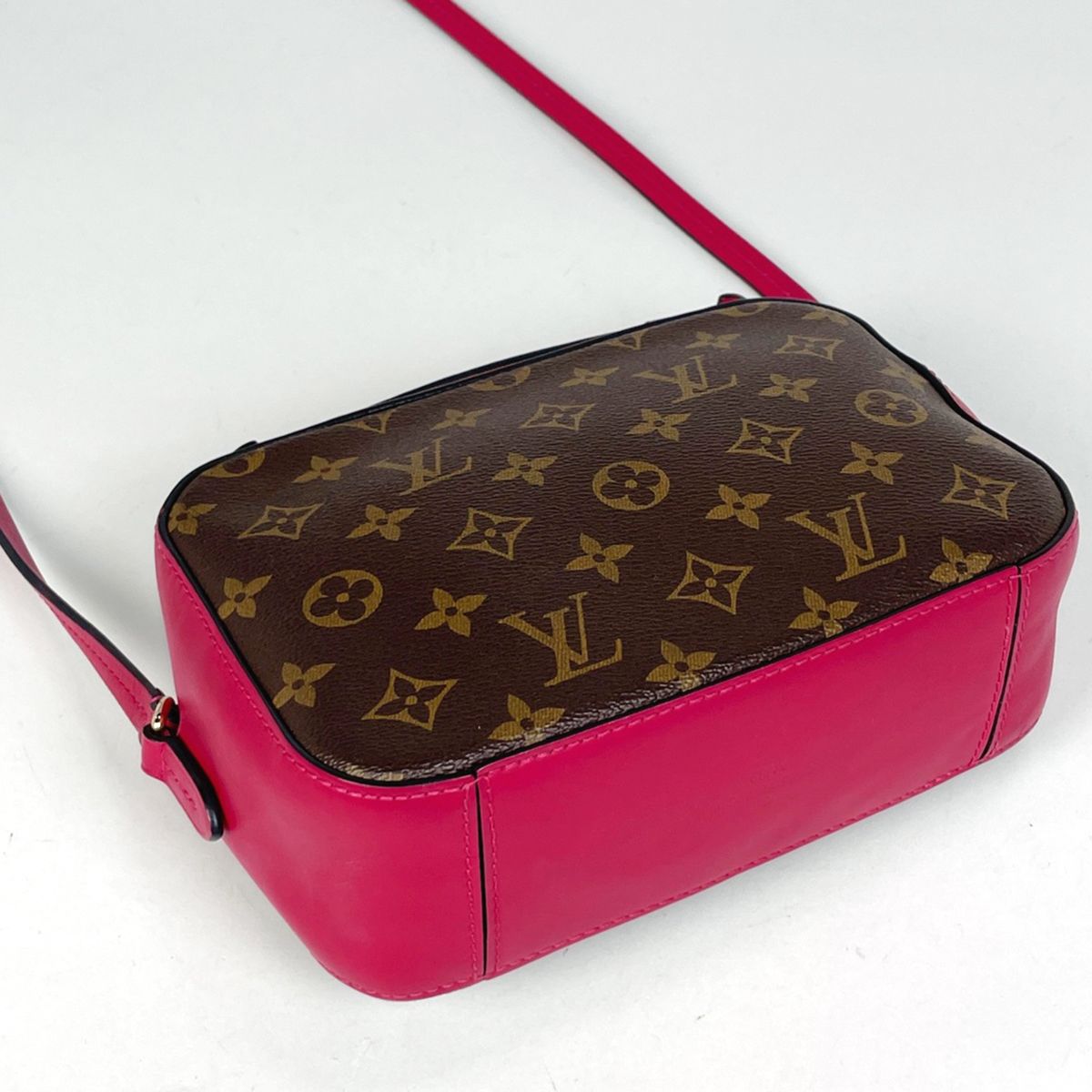 ルイ・ヴィトン Louis Vuitton サントンジュ フリンジ ポシェット