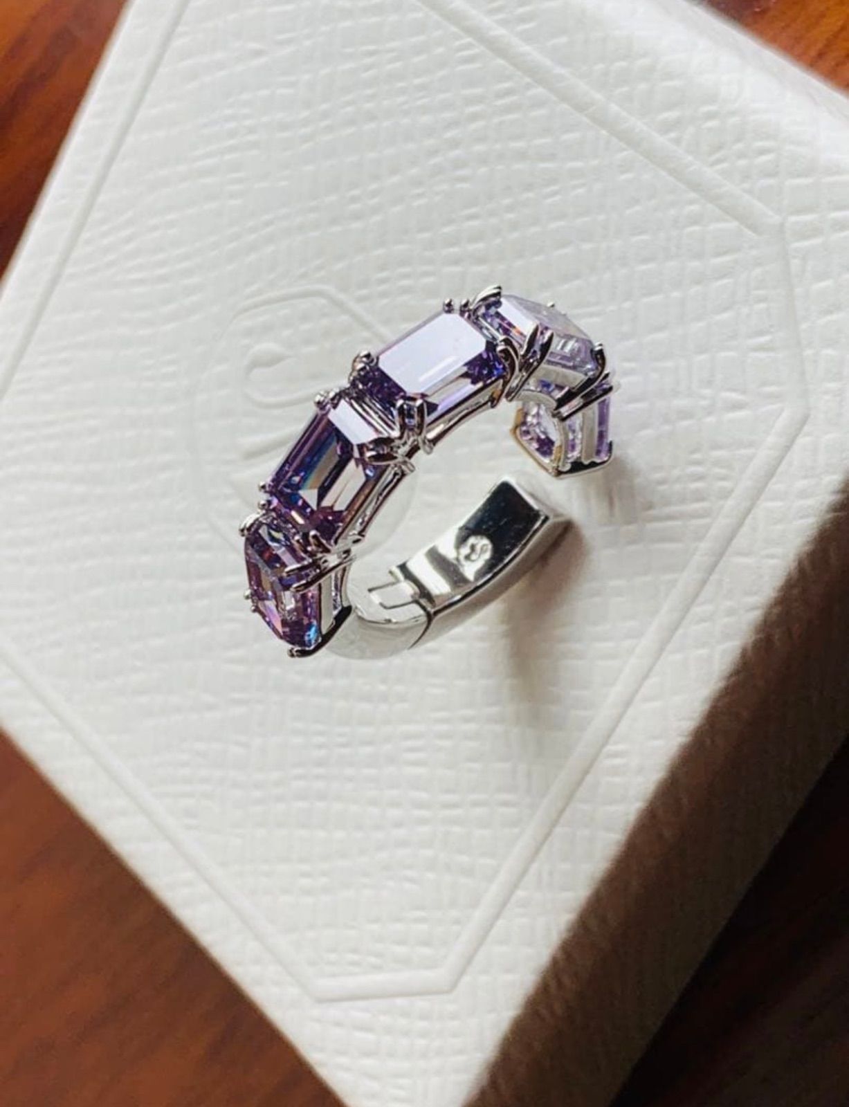 ほぼ新品 片耳 スワロフスキー Swarovski Millenia イヤーカフ - メルカリ