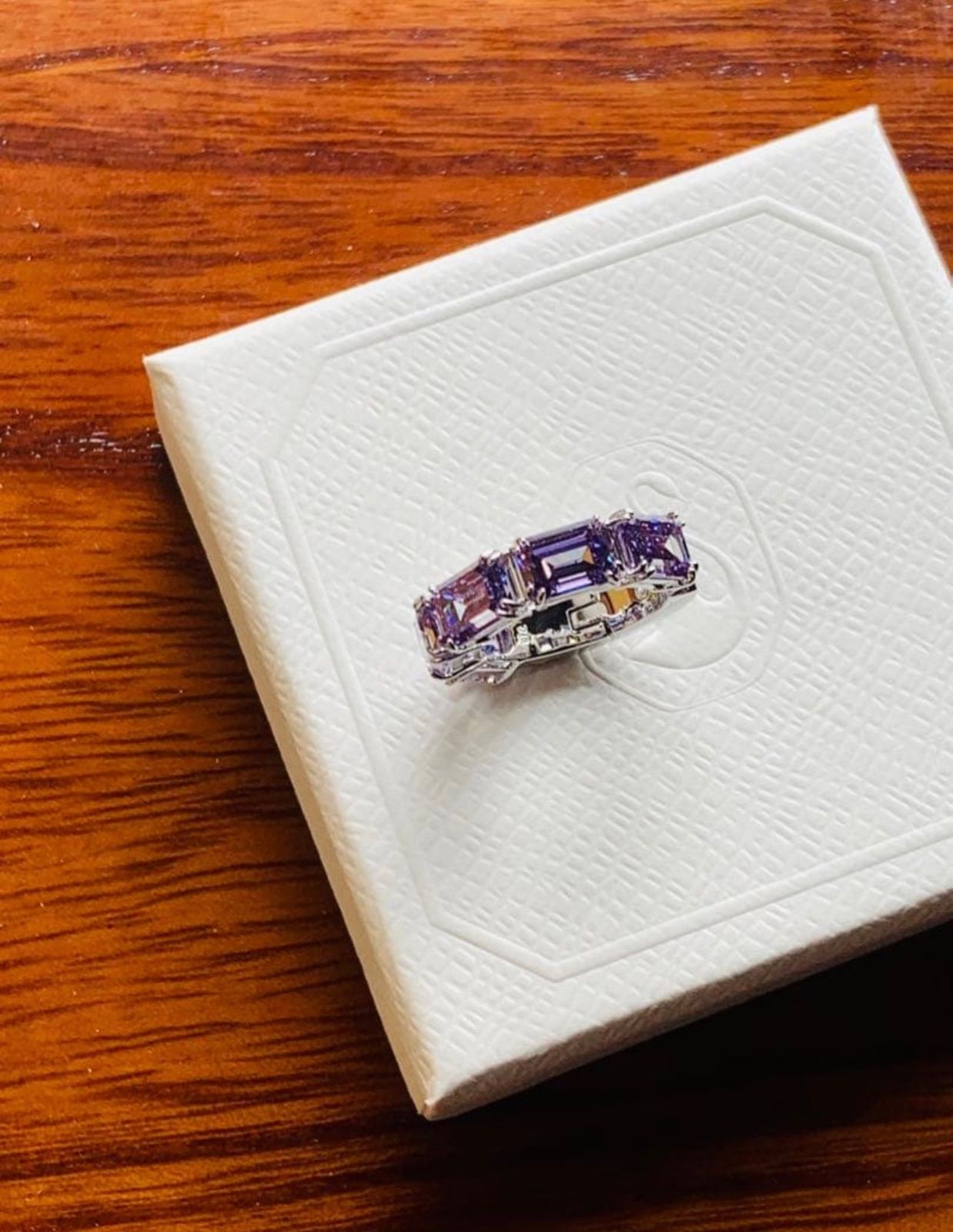 ほぼ新品 片耳 スワロフスキー Swarovski Millenia イヤーカフ - メルカリ