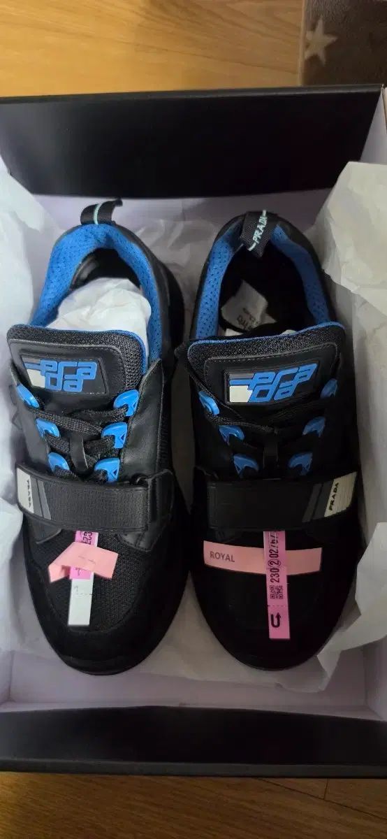 PRADA プラダ 2EG266 バックル スニーカー