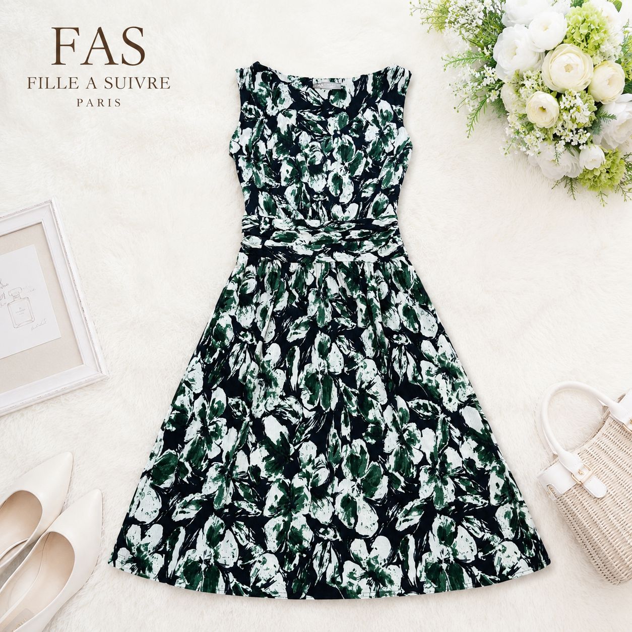 FAS FILLE A SUIVRE PARIS♡ フランス製 花柄ロングワンピース