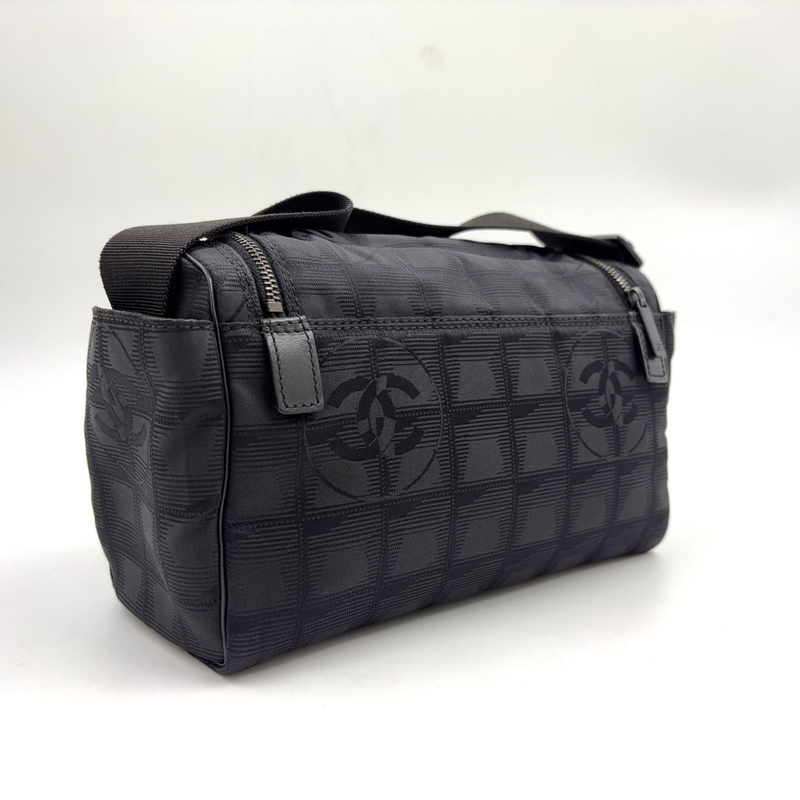 新着】CHANEL ニュートラベルライン シリアル番号7番台 ナイロン