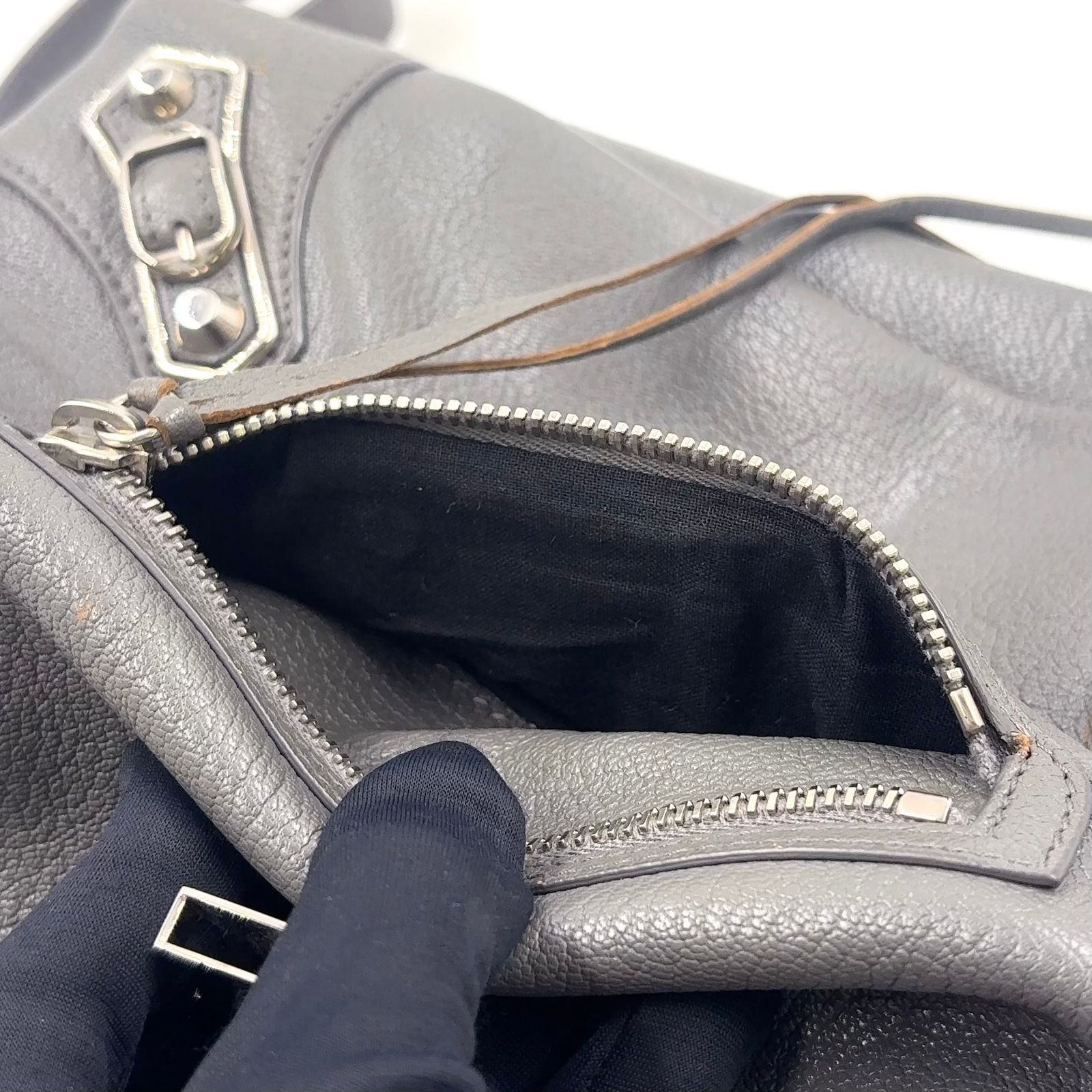 新着】BALENCIAGA モトクロス レザー グレー バックパック シルバー 