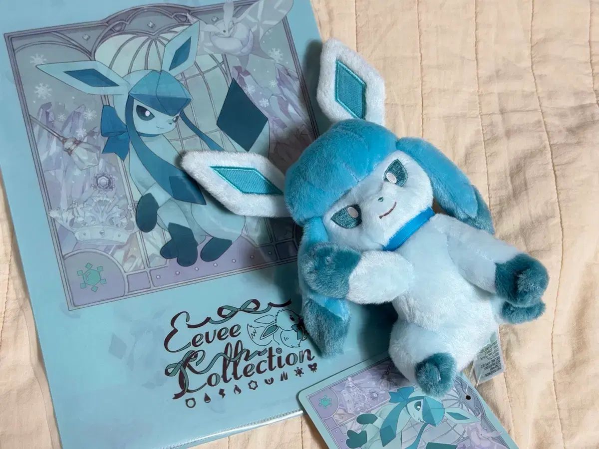 (新品)イーブイ グレイシア フォレスト ハイファイブ ぬいぐるみ SEOUL ソウル숲 ポップアップ