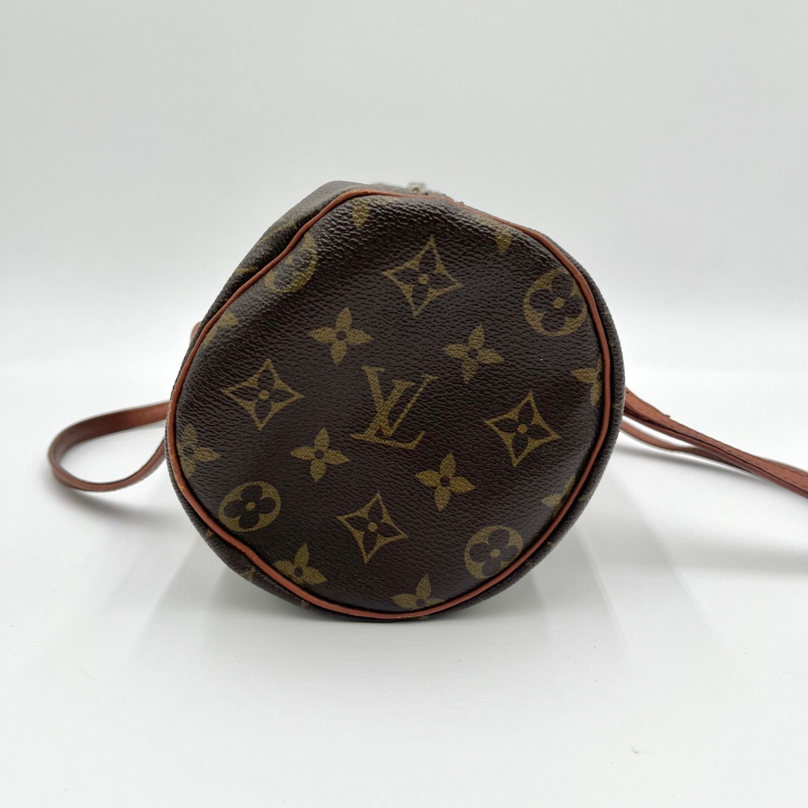 LOUIS VUITTON ルイヴィトン パピヨン26 モノグラム ハンドバッグ 筒型
