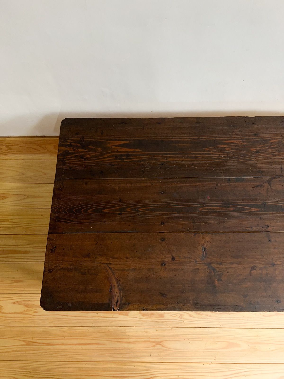 古い杉材テーブル 無垢材 作業台 古家具 ローテーブル 展示台 カフェ
