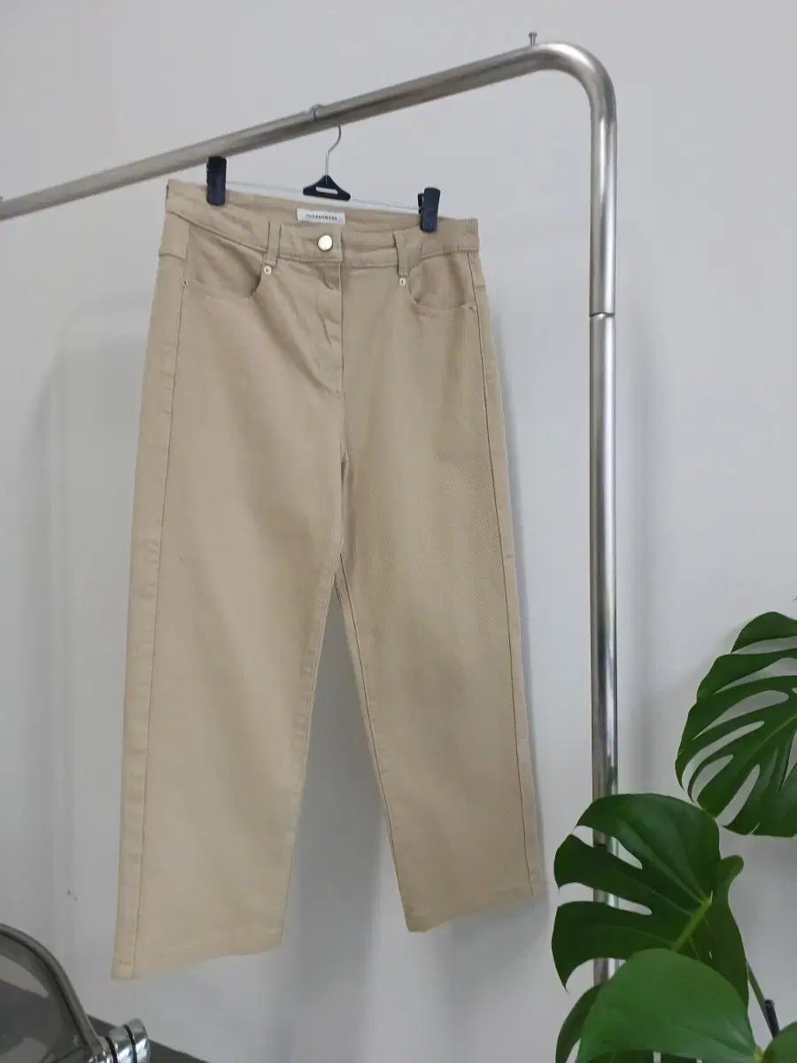 the CASHMERE クロップド パンツ
