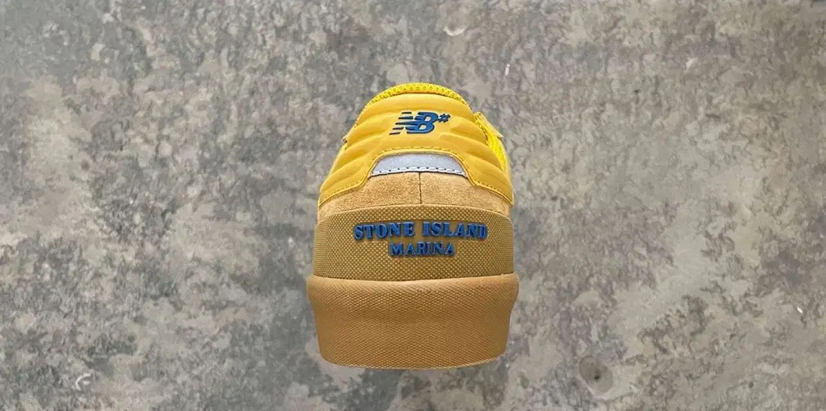 新品 ) ストーンアイランド マリナ X ニューバランス 235 - メルカリ