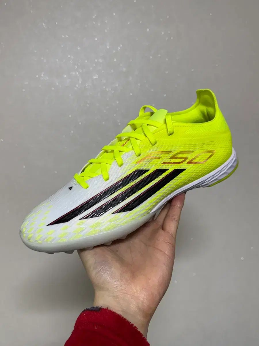 260 アディダス f50 プロ サッカーシューズ