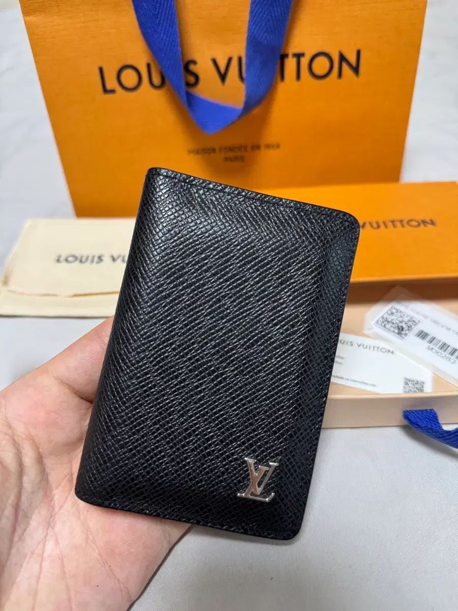 状態良し/正規品 Louis Vuitton タイガ オーガナイザー カードウォレット