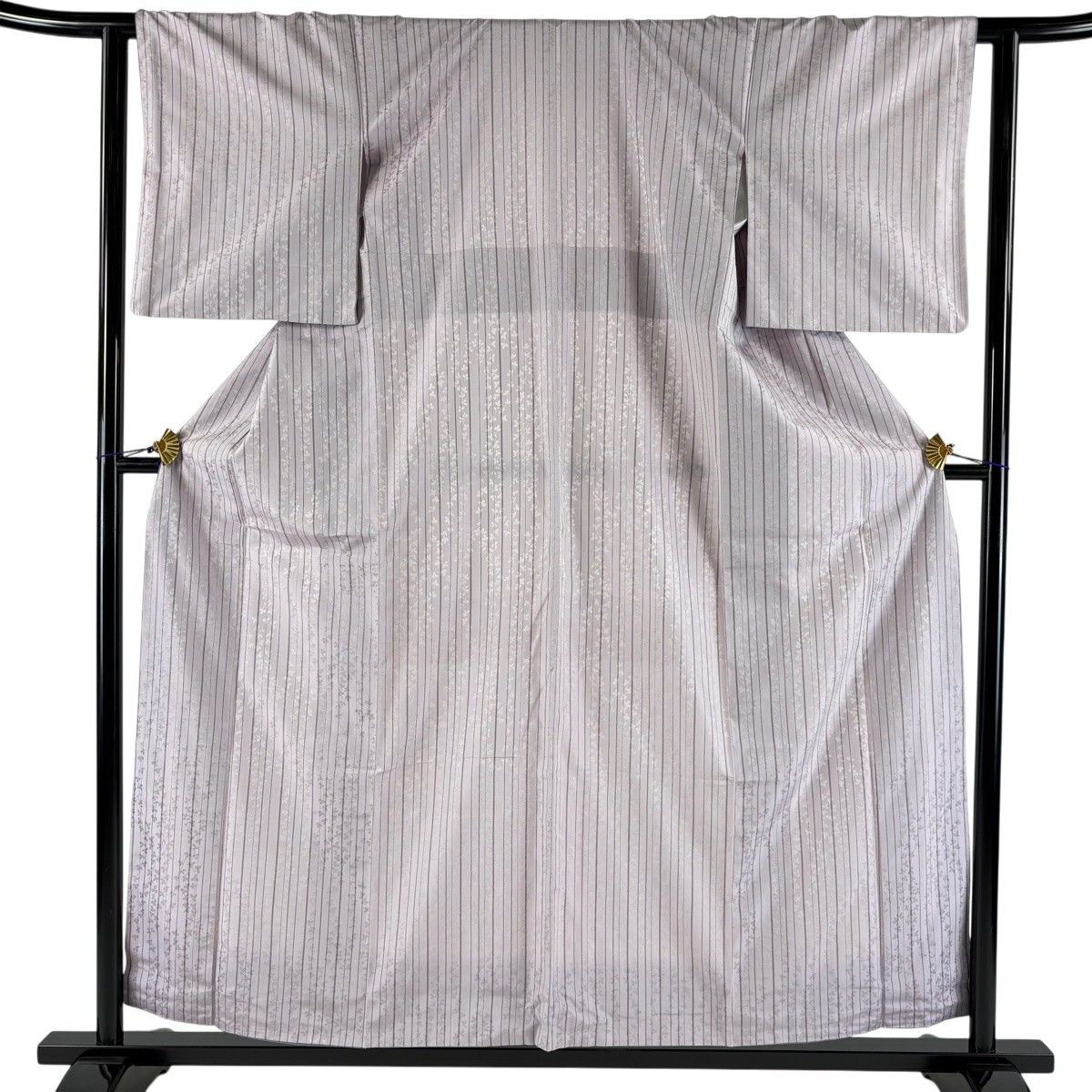 【美品】 お召 身丈158cm 裄丈63cm S 袷 やまと 縦縞 葉 薄紫 正絹 逸品 【中古】 26,496円
