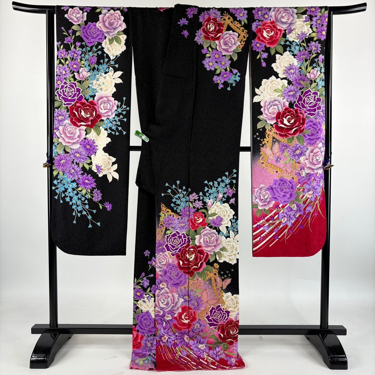 美品】 振袖 身丈174cm 裄丈68.5cm L 袷 薔薇 蝶 銀通し 金彩 黒 正絹