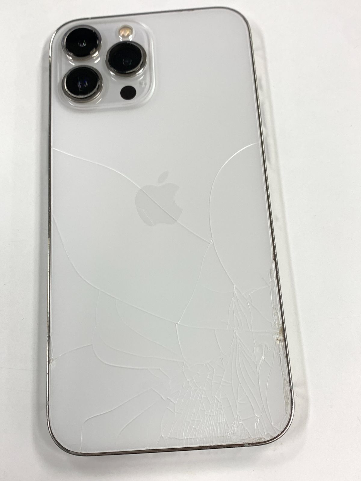 ジャンク 電池82%SIMフリー iPhone13 Pro Max 128GB シルバー - メルカリ