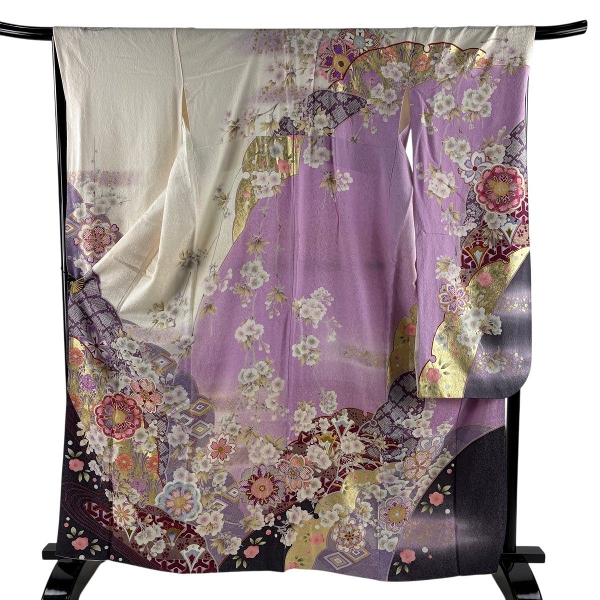振袖 身丈163cm 裄丈67.5cm L 袷 草花 流水 金通し 金銀彩 クリーム 正絹 名品 【中古】