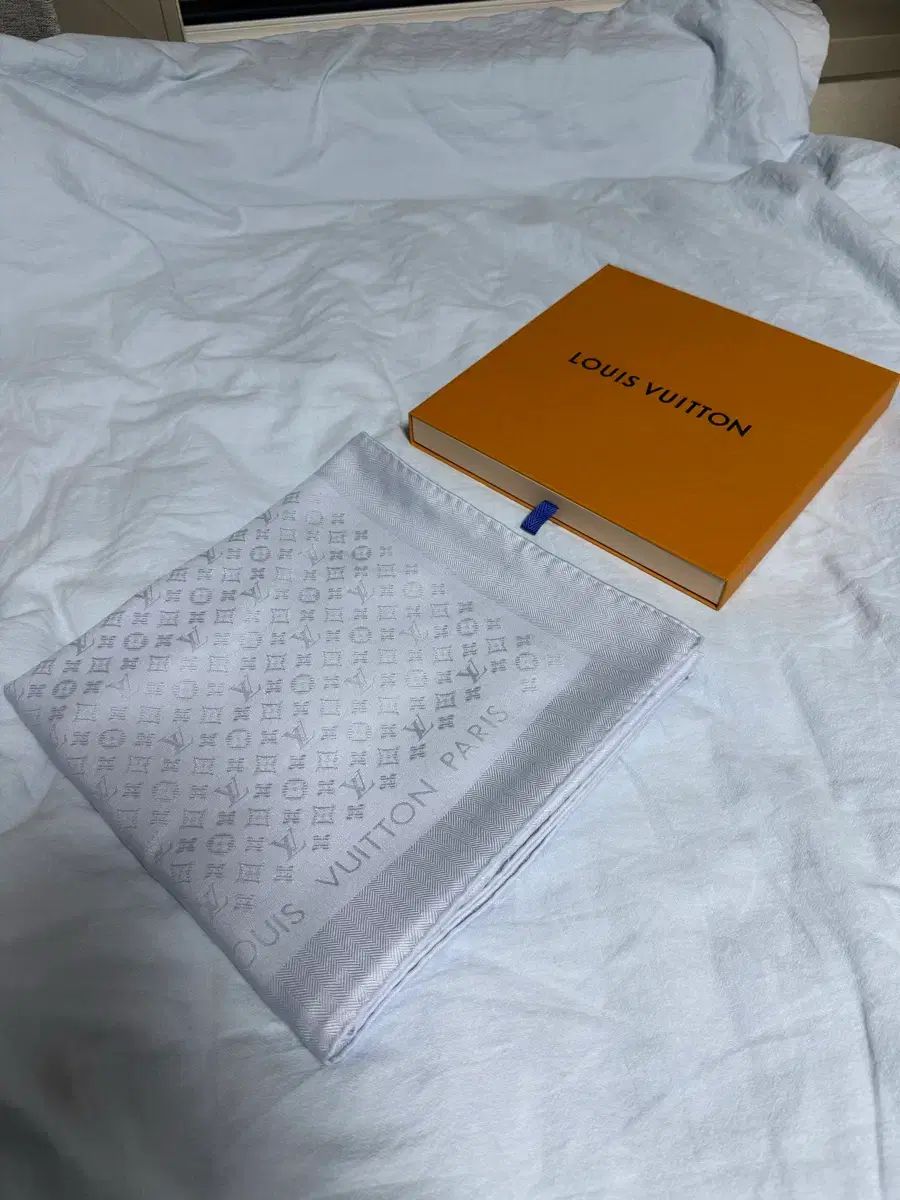 （新品）Louis Vuitton ルイヴィトン ショール スカーフ