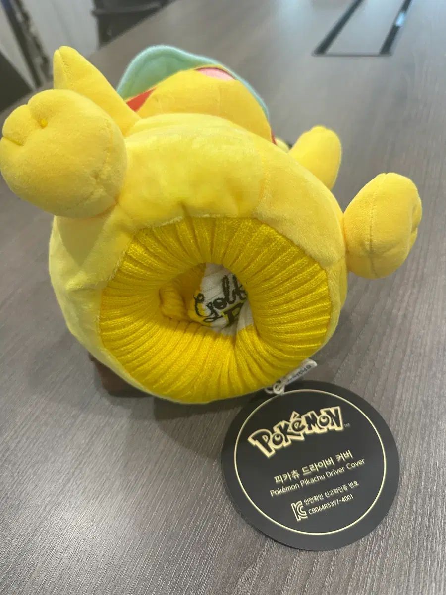 ピカチュウドライバーヘッドカバー - メルカリ