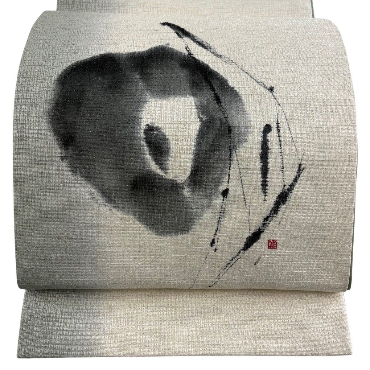 【美品】 袋帯 秀品 落款 幾何学模様 金糸 クリーム お太鼓柄 正絹 【中古】