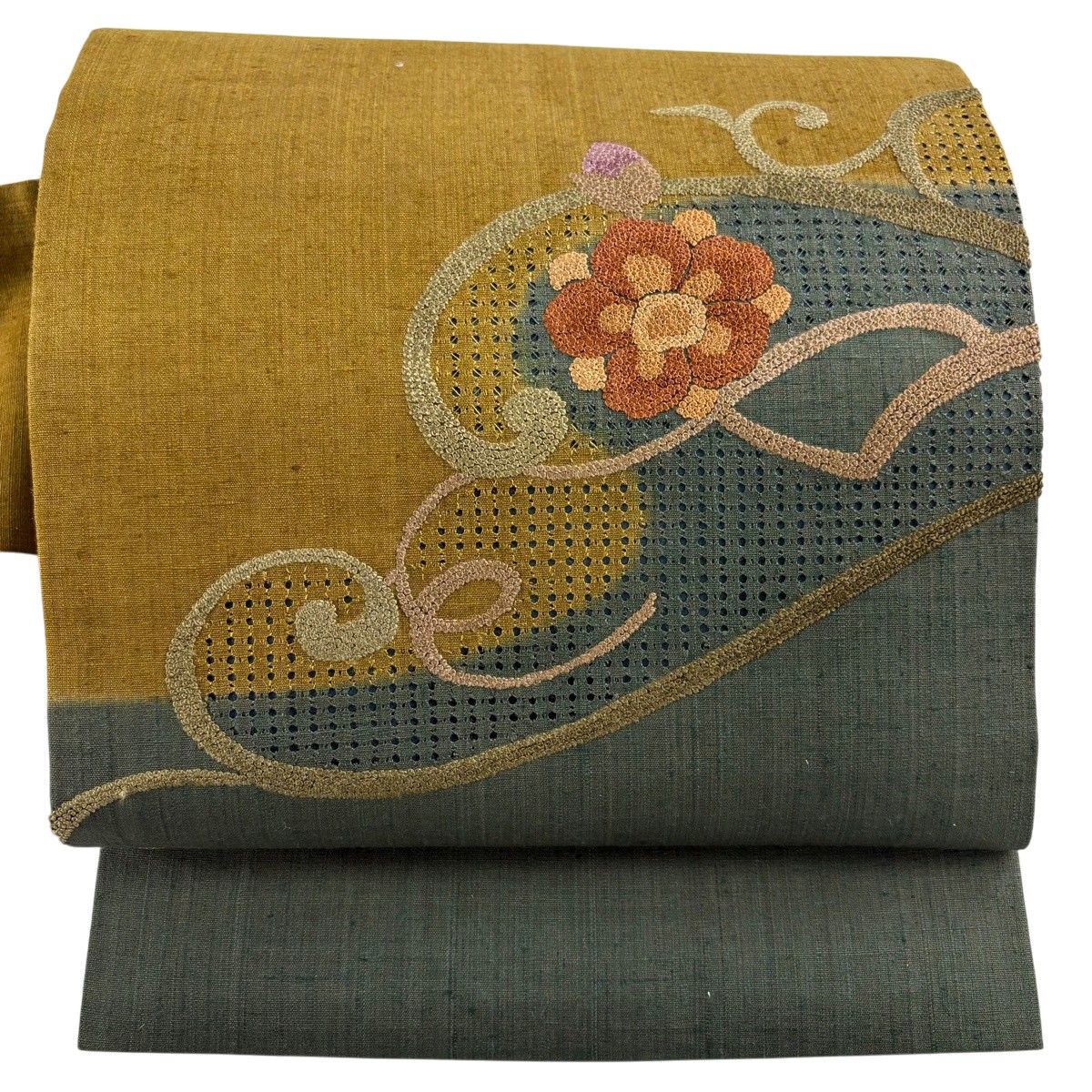 【美品】 名古屋帯 秀品 紬地 花唐草 刺繍 茶緑色 正絹 【中古】
