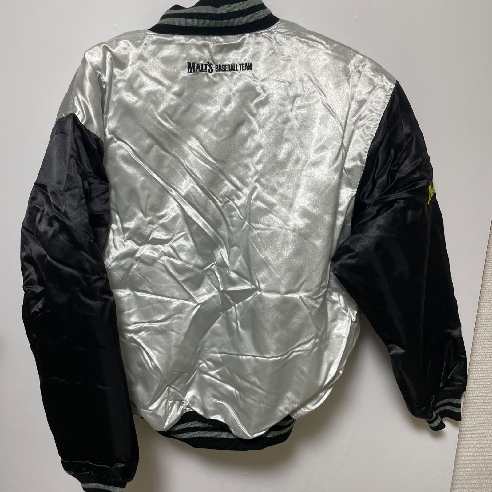 新品未使用 98年製 サントリー モルツ スタジャン M シルバー 黒 