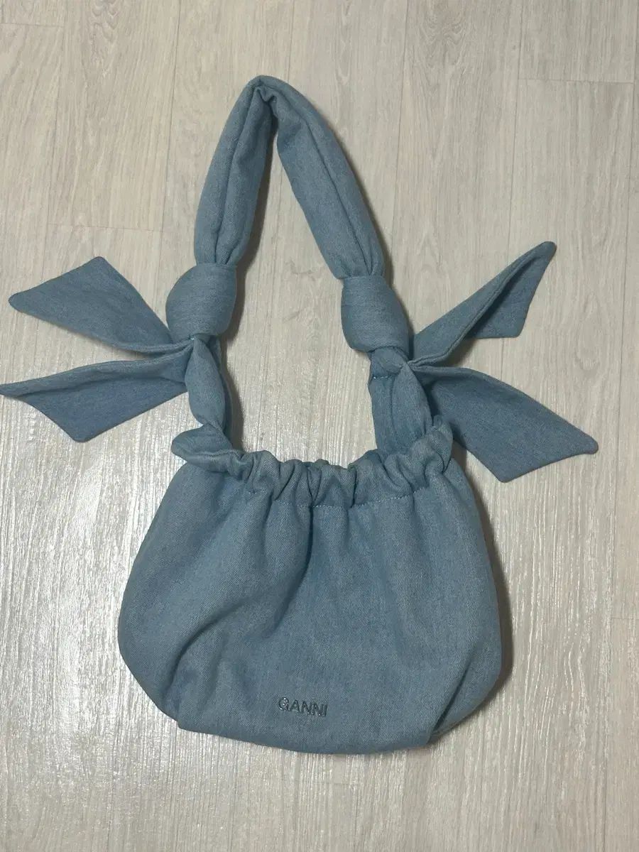 ガニー GANNI ショルダーバッグ