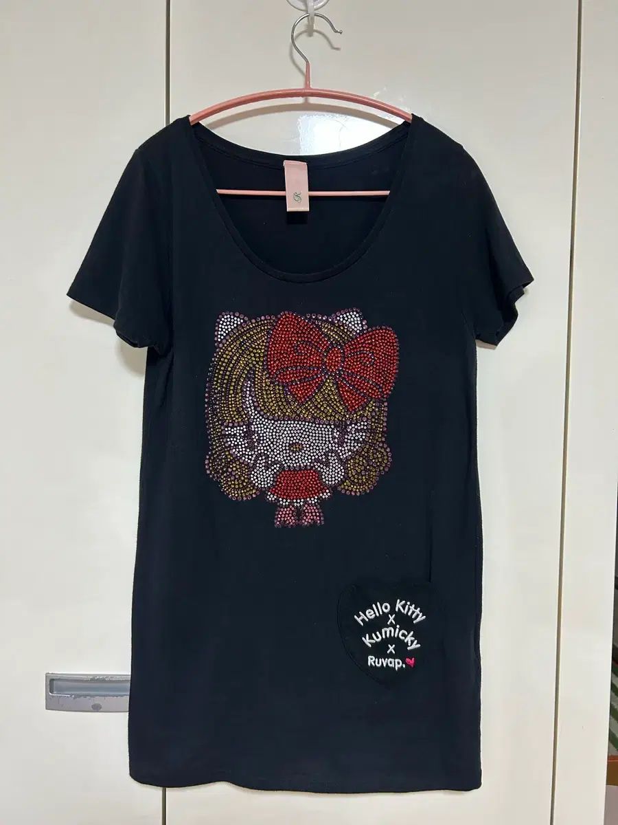 姉ギャル ハローキティ キュービック Tシャツ