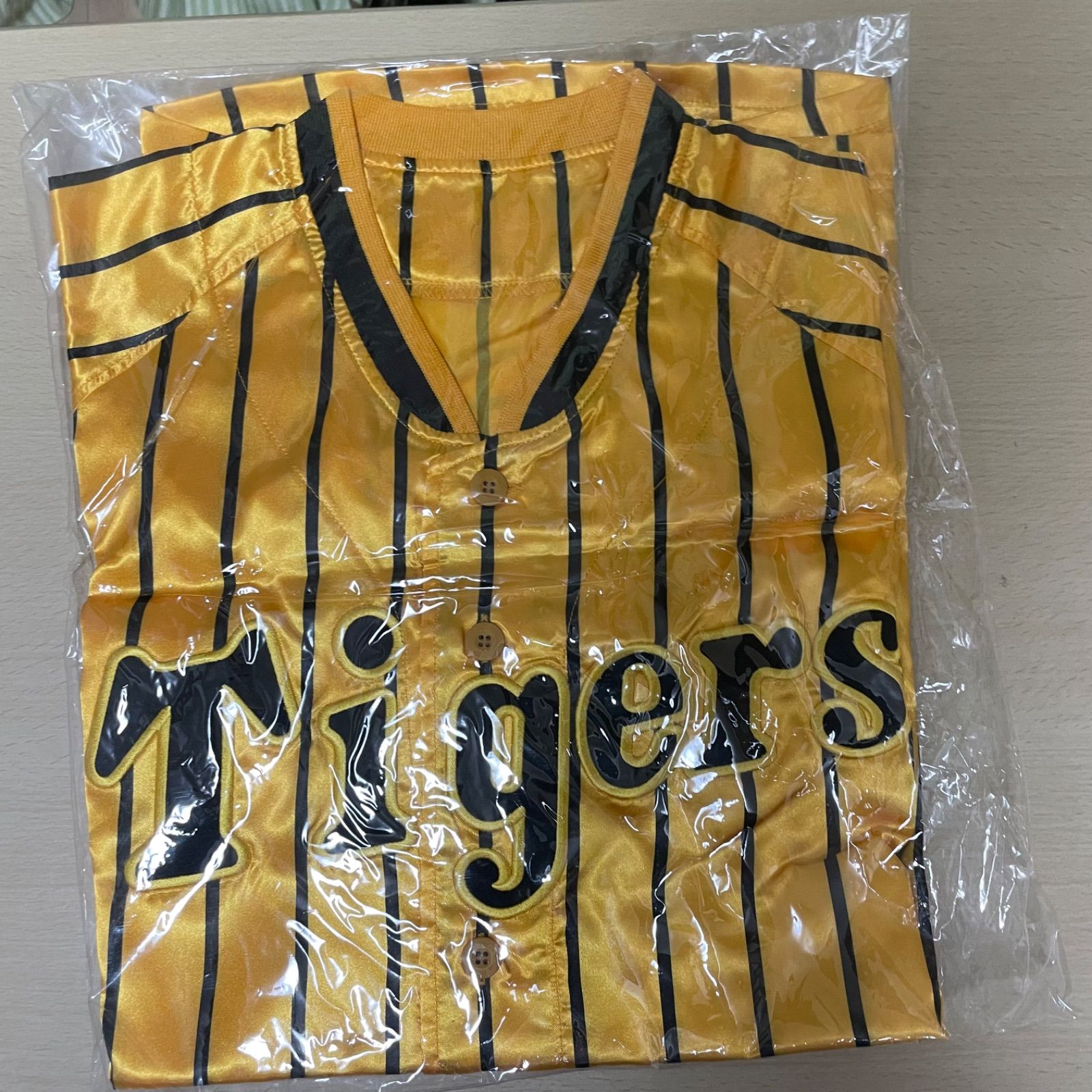阪神タイガース 猛虎烈伝 ゴールドユニフォーム 非売品 全巻購入特典