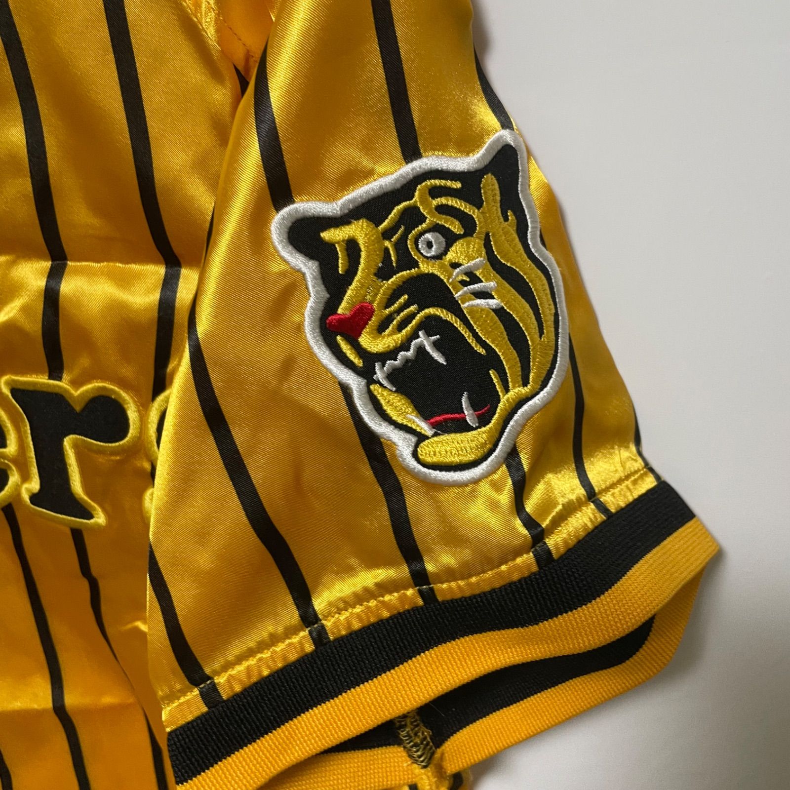 阪神タイガース 猛虎烈伝 ゴールドユニフォーム 非売品 全巻購入特典