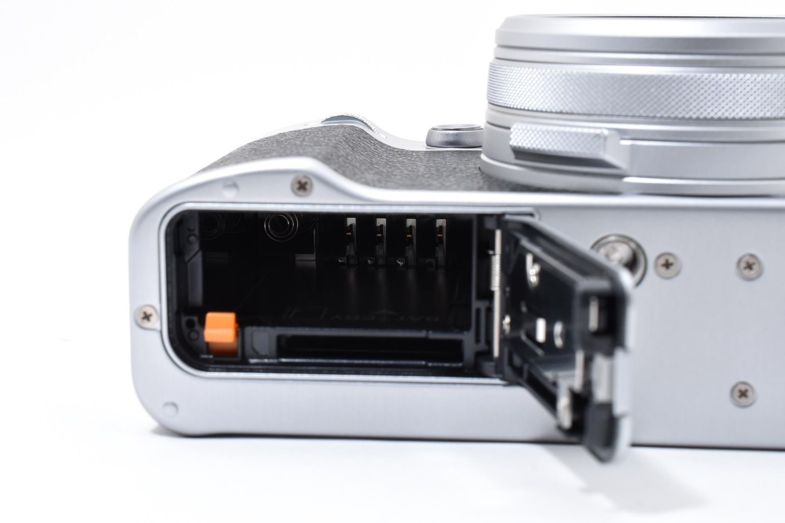 ☆新品級☆ フジフイルム FUJIFILM X100VI シルバー 日英二言語モデル