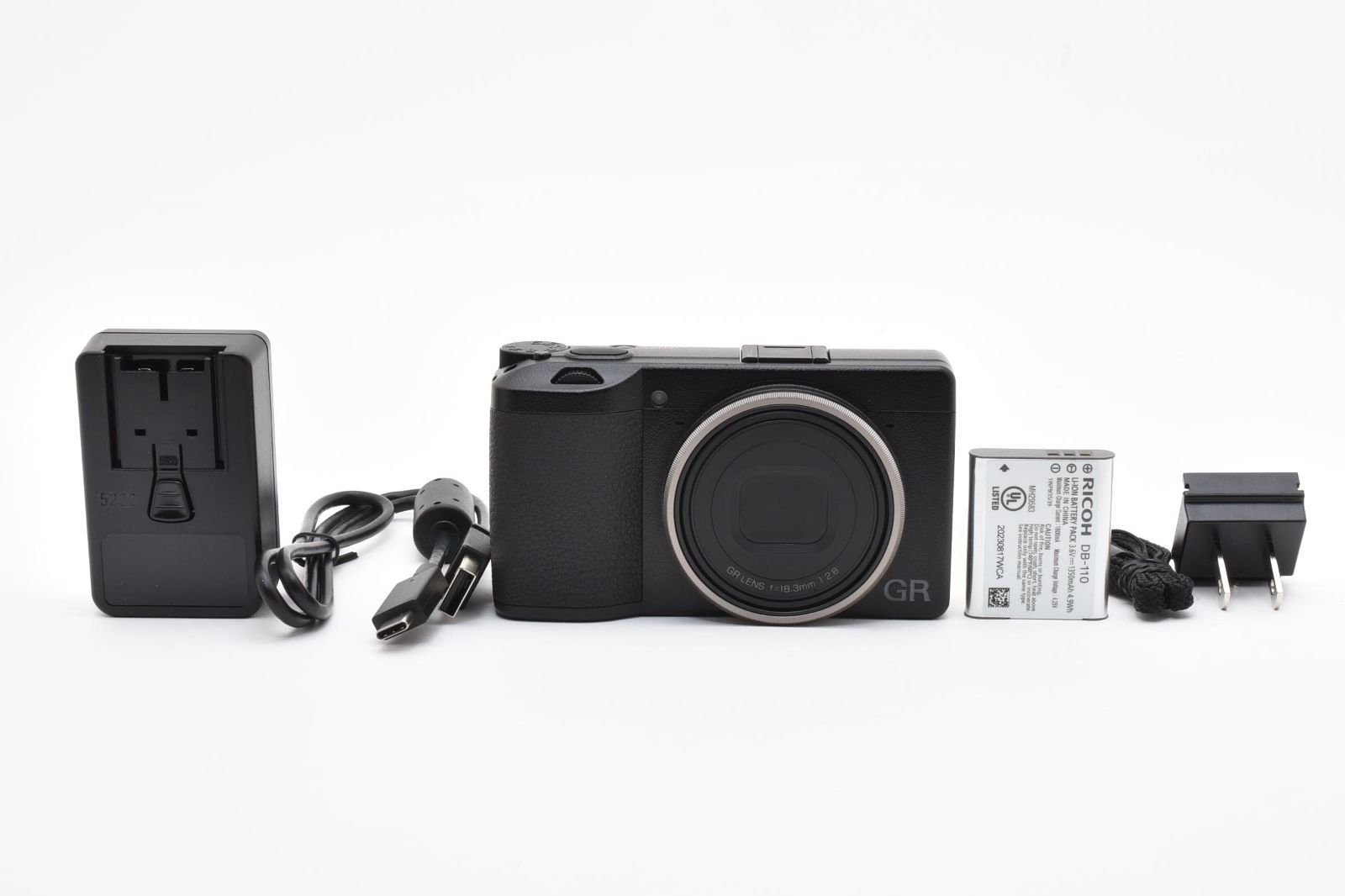 ☆新品級☆ リコー RICOH GR III 《ショット数1351回・バッテリー