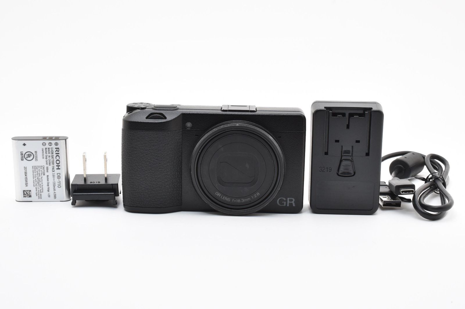 ★光学極上★ リコー RICOH GR III 《ショット数3683回・バッテリー・充電器付！》★完動品★ #A604053