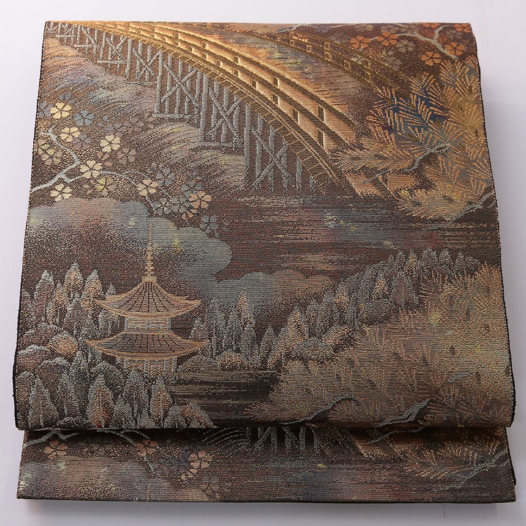 お買い得品！袋帯 帯丈418cm 正絹 六通 セミフォーマル 嵐山 京洛百景 渡月橋 黒系 金系 1243-02108