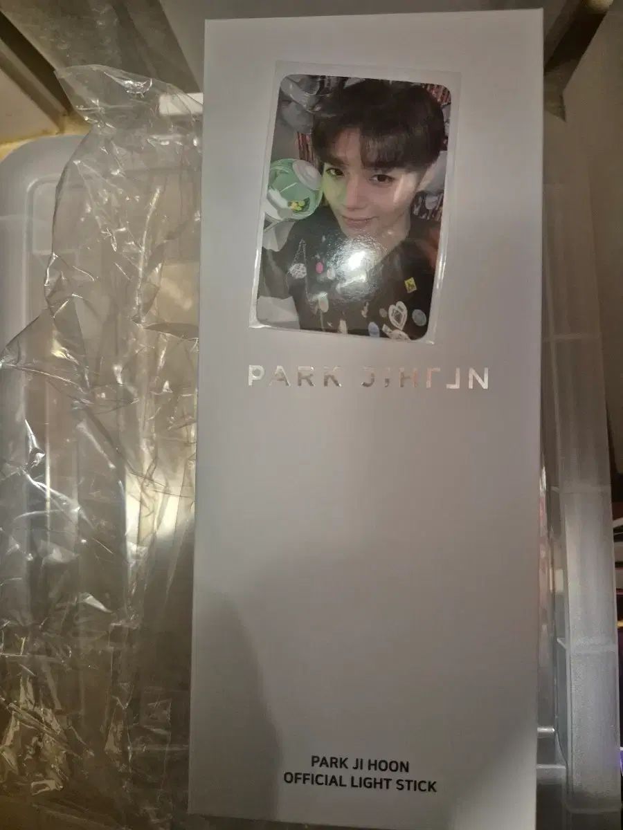 パク・ジフン(PARK JIHOON) 公式 ペンライト 未開封 新品 (トレカ 付き フォトカード 付き)