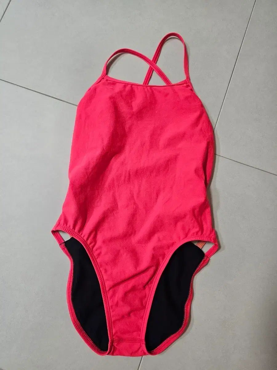 JOLYN JULIAN2 水着 ストロベリー 28 8,215円