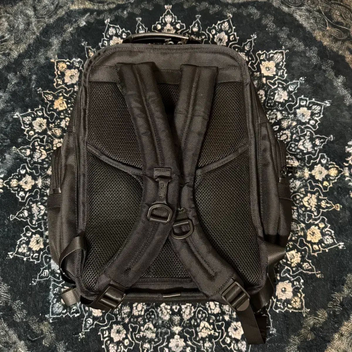 TUMI トゥミ ブラック バックパック