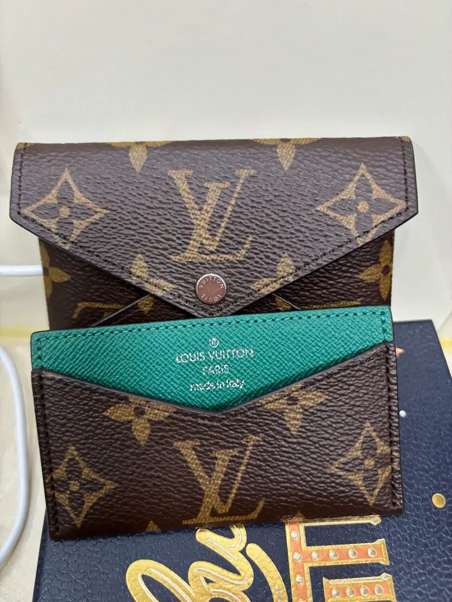 Louis Vuitton ルイヴィトン キーホルダー トレカホルダー トレカケース 新作財布 セット グリーンCOLOR