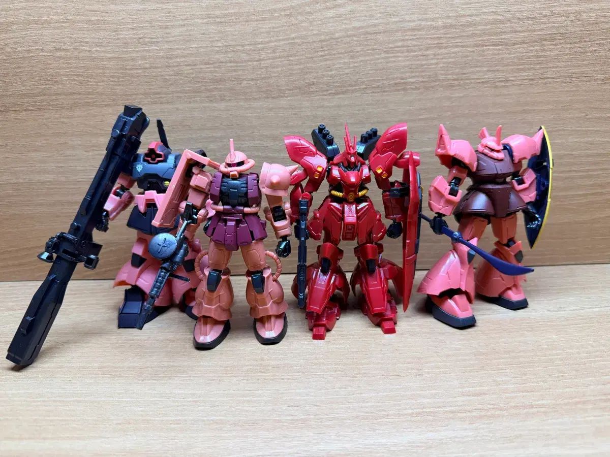 gプレフレーム シャア専用機 4機 出品