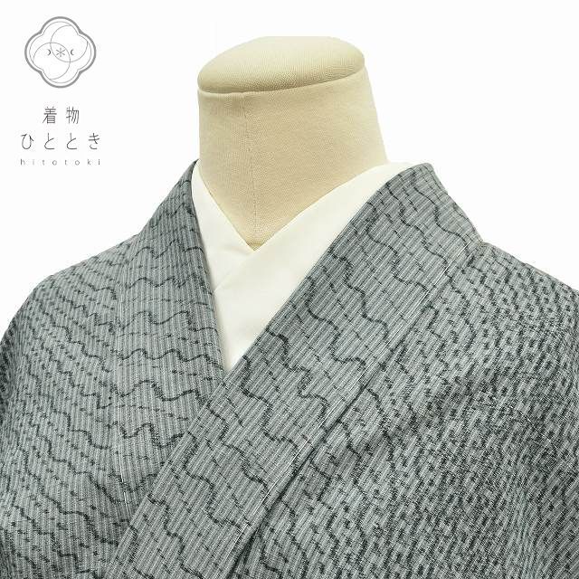 リサイクル着物 紬 十日町紬 緑 正絹 躾付 深川鼠色 美品 仕立上り [ 着物 中古 帯 リサイクル 振袖 浴衣 袴 和服 古着 ] hh2501