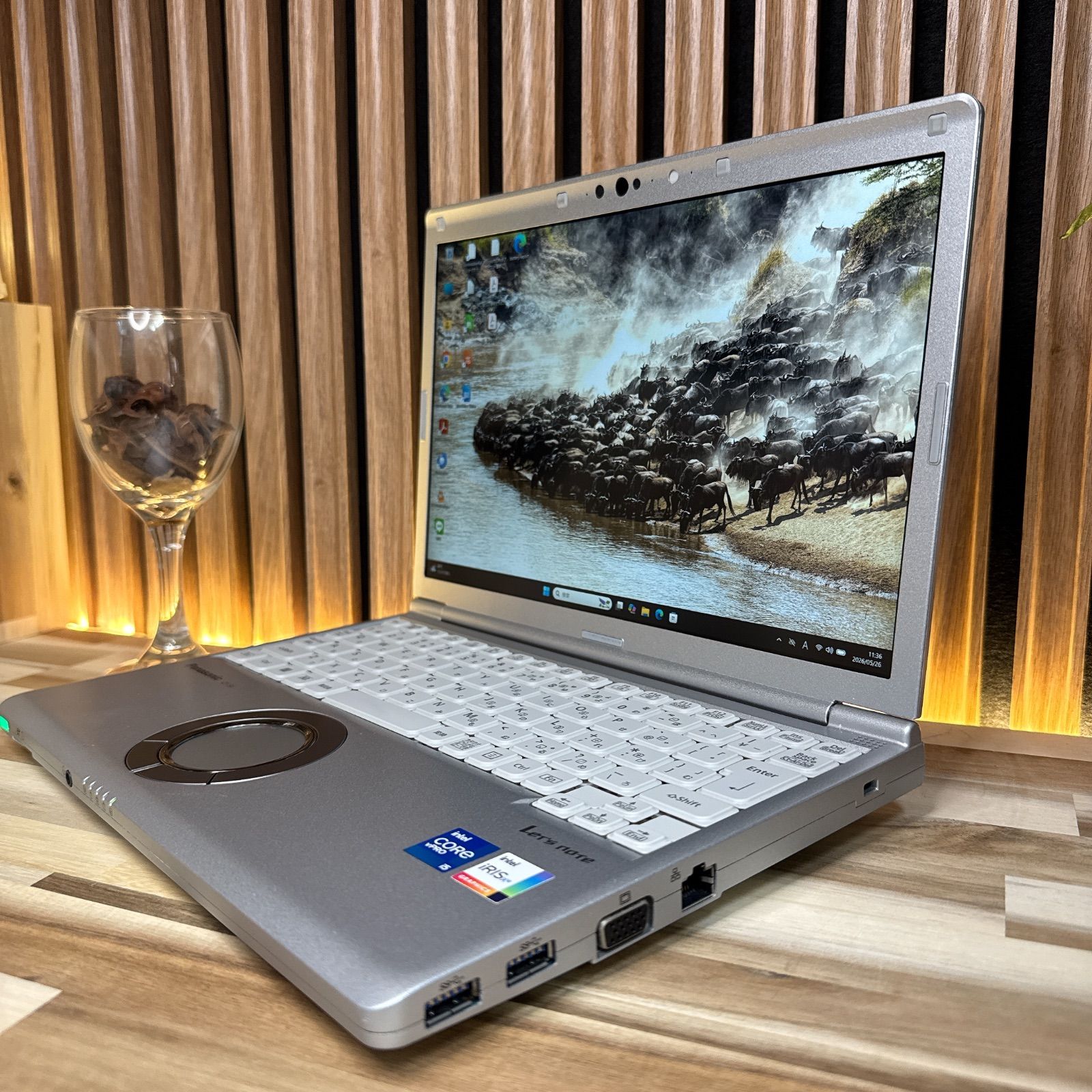 ☘️2022年モデル‼️Panasonic Let's note SV1☘️メモリ16GB☘️Core