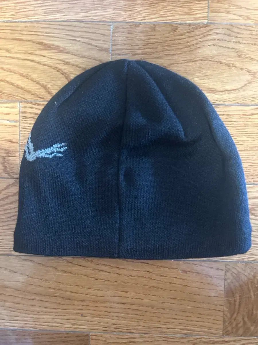 赤字超特価，送料無料】 アークテリクス Bird Head Toque Beanie - Black