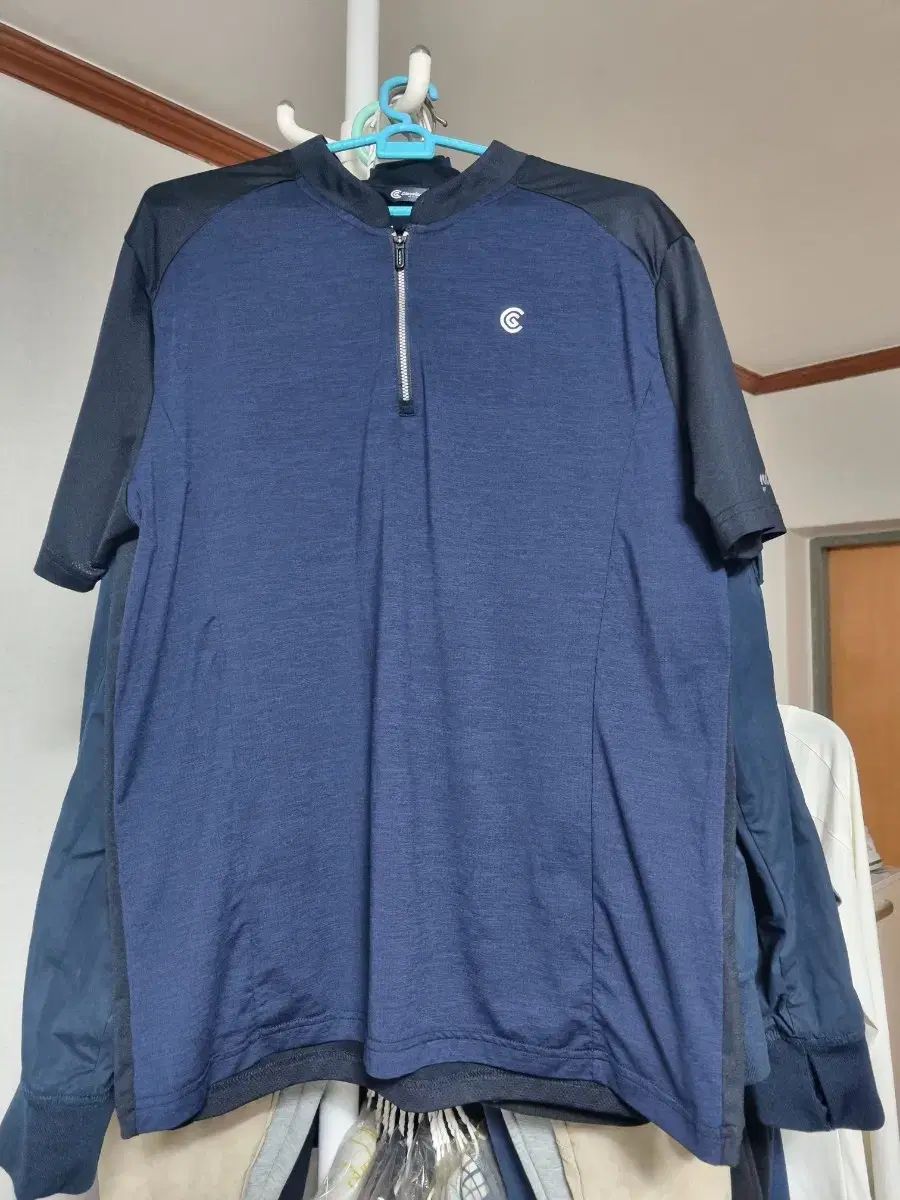 (新品レベル)Cleveland golf 半袖ジップアップTシャツ 105サイズ